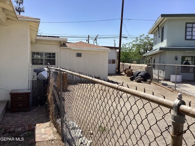 Great Location right off Alameda and Yarbrough. 3 bedroom/2 bath