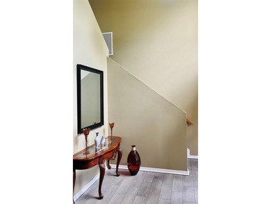 This Beautiful family home boasts 6 bedrooms & 4-1/2 baths. A - photo 3