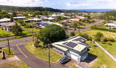 Conveniently located in a central Hilo location, approximately 1 - photo 7