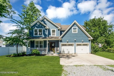 Spacious, glamorous and private... all at the same time! This - photo 1