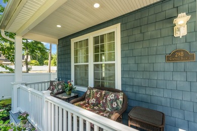 Spacious, glamorous and private... all at the same time! This - photo 9