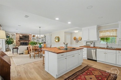Welcome to this adorable, updated cottage in The Landings on - photo 15