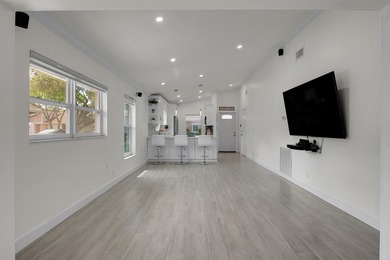 NEW, NEW, NEW!! Priced to SELL!!!! Completely renovated and - photo 16