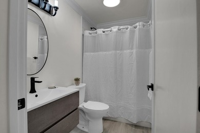 NEW, NEW, NEW!! Priced to SELL!!!! Completely renovated and - photo 33
