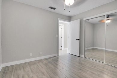 NEW, NEW, NEW!! Priced to SELL!!!! Completely renovated and - photo 35