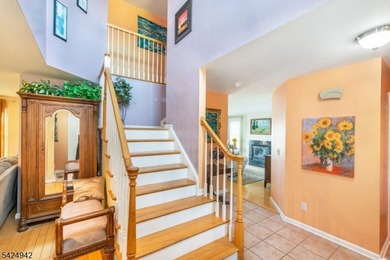 Opportunity knocks! Beautifully crafted center hall colonial - photo 6