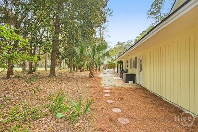 Welcome to this adorable, updated cottage in The Landings on - photo 42