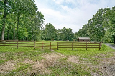 Beyond a grand, gated entrance and a picturesque quarter-mile - photo 50