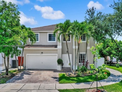 (private lake, pond, creek) Home For Sale in Doral Florida