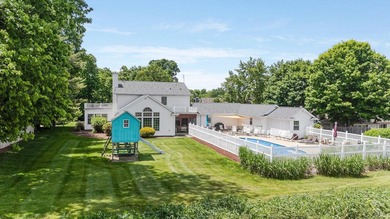Custom built, one owner home is a jewel to behold. Features 4 - photo 5