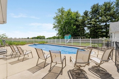 Custom built, one owner home is a jewel to behold. Features 4 - photo 6