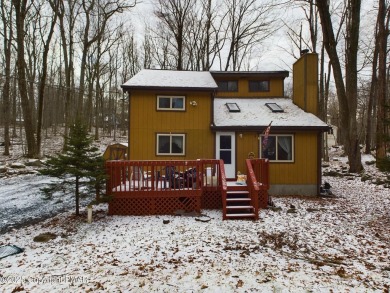 Lake Home For Sale in Pocono Lake, Pennsylvania