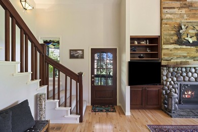 Private serene, one-of a-kind setting finds this beautiful home - photo 10