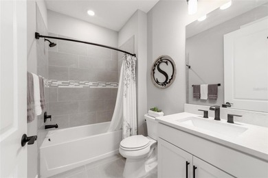 Welcome to an impeccably maintained Mystique model on a premium - photo 8