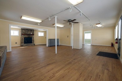 Tremendous commercial opportunity in a high-visibility location - photo 24