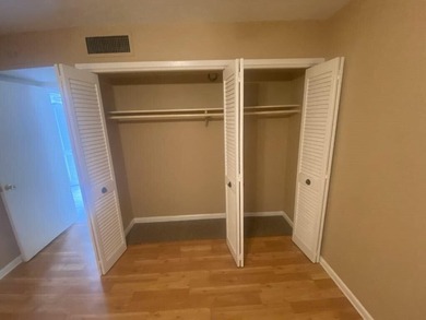 All ages cozy 1-bedroom, 1-bathroom oasis. This charming unit - photo 5