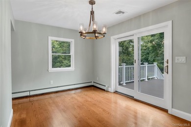 Nestled on a quiet private cul-de-sac, this beautiful 3-bedroom - photo 7