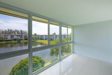 Lake Condo For Sale in Coconut Creek, Florida