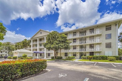 Investment opportunity or the perfect place to call home! Rarely - photo 2