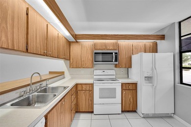 Investment opportunity or the perfect place to call home! Rarely - photo 7