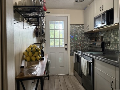 Lake Condo For Sale in Middletown, Connecticut