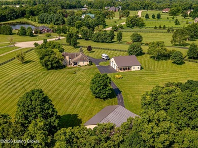 Welcome to your own private country retreat in sought-after - photo 9