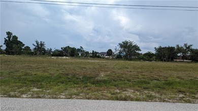 Cape Coral Lakes Area Lot For Sale in Cape Coral Florida