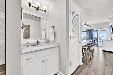 Updated 1 BR 1BA with breathtaking lake and Gulf views and - photo 14