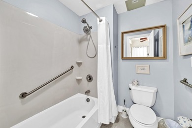 Updated 1 BR 1BA with breathtaking lake and Gulf views and - photo 19
