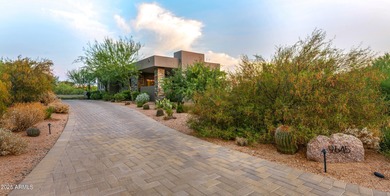 A striking example of contemporary design, this single-level - photo 4