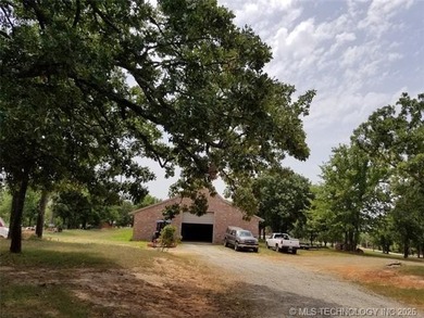NOW AVAILABLE! LUXURIOUS EDGE WATER ESTATES AT LAKE EUFAULA, OK - photo 29