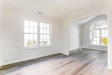 This fully refreshed 4-bedroom, 2.5-bath home with a 2-car - photo 4