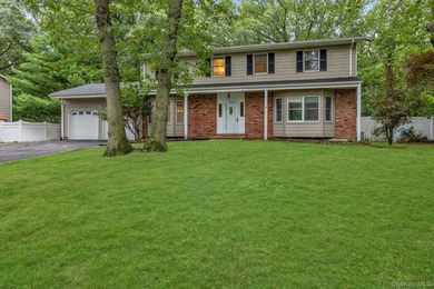 Location, Community, and Convenience! This spacious Colonial is - photo 1