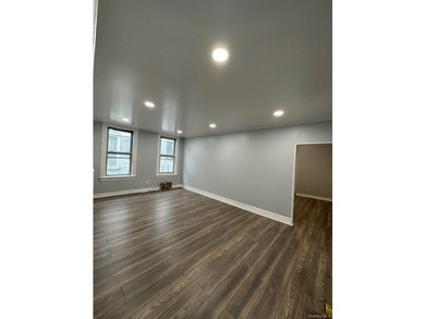 Very large and spacious two family home for sale in the - photo 5