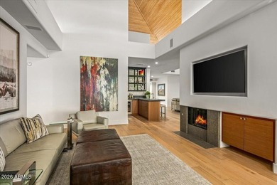 This Bing Hu designed home is the epitome of luxury and - photo 11