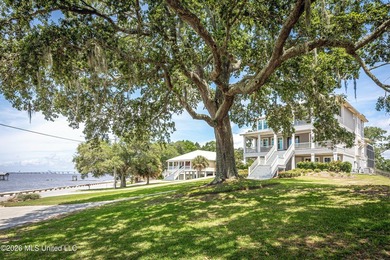 Welcome to one of Ocean Springs East Beach's most exceptional - photo 12