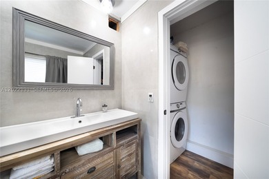 Corner-lot residence situated on an 8,603 sq ft lot in a highly - photo 13