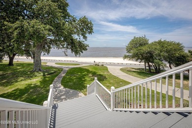 Welcome to one of Ocean Springs East Beach's most exceptional - photo 15
