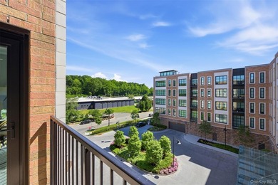 THE BEACON, GLEN COVE. Residence 1212 is a bright east facing - photo 15
