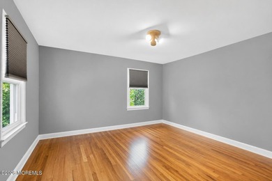 Just listed and priced to sell! Don't miss this 4-bedroom - photo 7