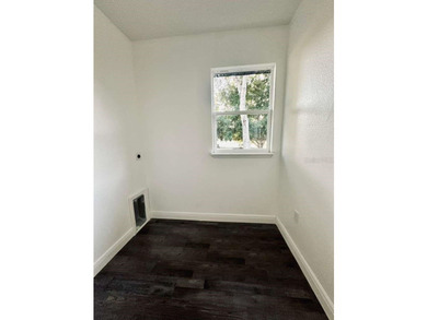 NEW CONSTRUCTION, MODERN ELEGANCE IN THE FRIENDLY CITY OF - photo 17