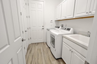 Welcome to both a home and community with endless luxury - photo 18