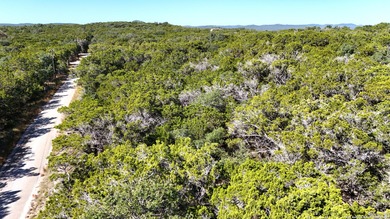 Lake Medina Lot For Sale in Lakehills Texas