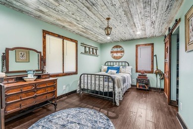 Rustic paradise on the water! This incredible home is in - photo 25