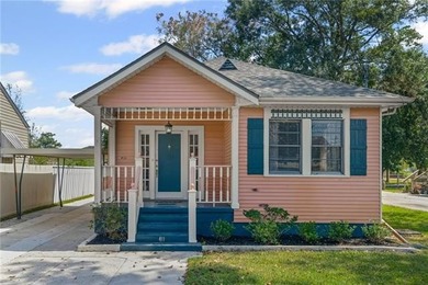 (private lake, pond, coastal) Home Active Under Contract in Arabi Louisiana