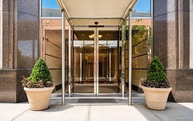 Sophisticated Corner Condo with Stunning Southern & Eastern - photo 3