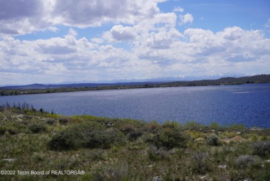 Fremont Lake Acreage Sale Pending in Pinedale Wyoming