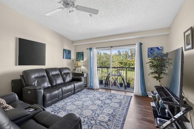 Beautiful third floor condo located in the desirable community - photo 27