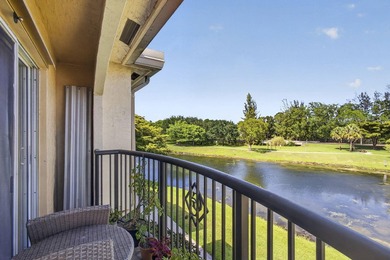 Beautiful third floor condo located in the desirable community - photo 36