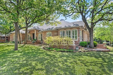 Set beneath a canopy of mature trees, there is an ease to this - photo 38